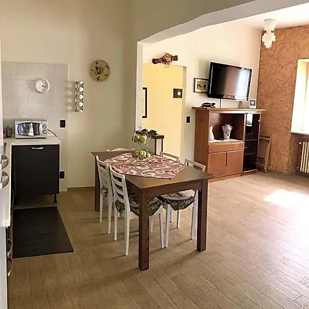 Hotel In Near Garda Bardolino